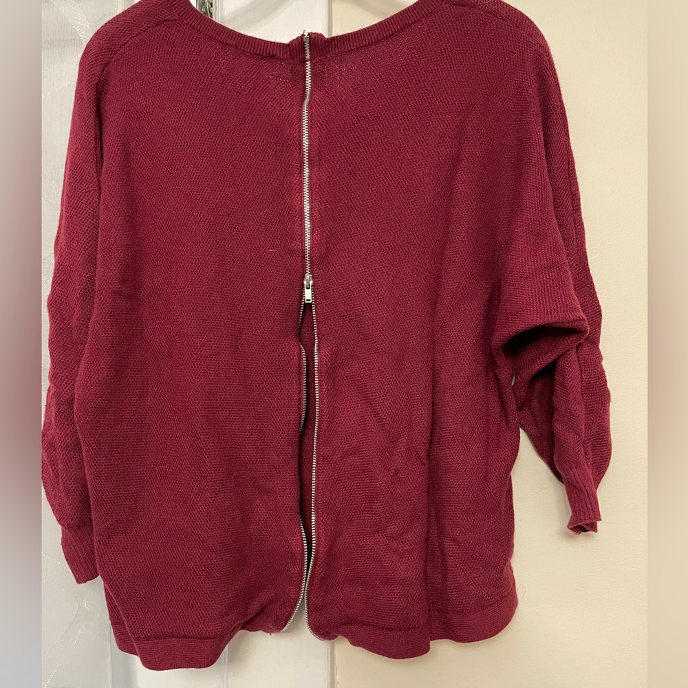 Sweater - Picture 3 of 4